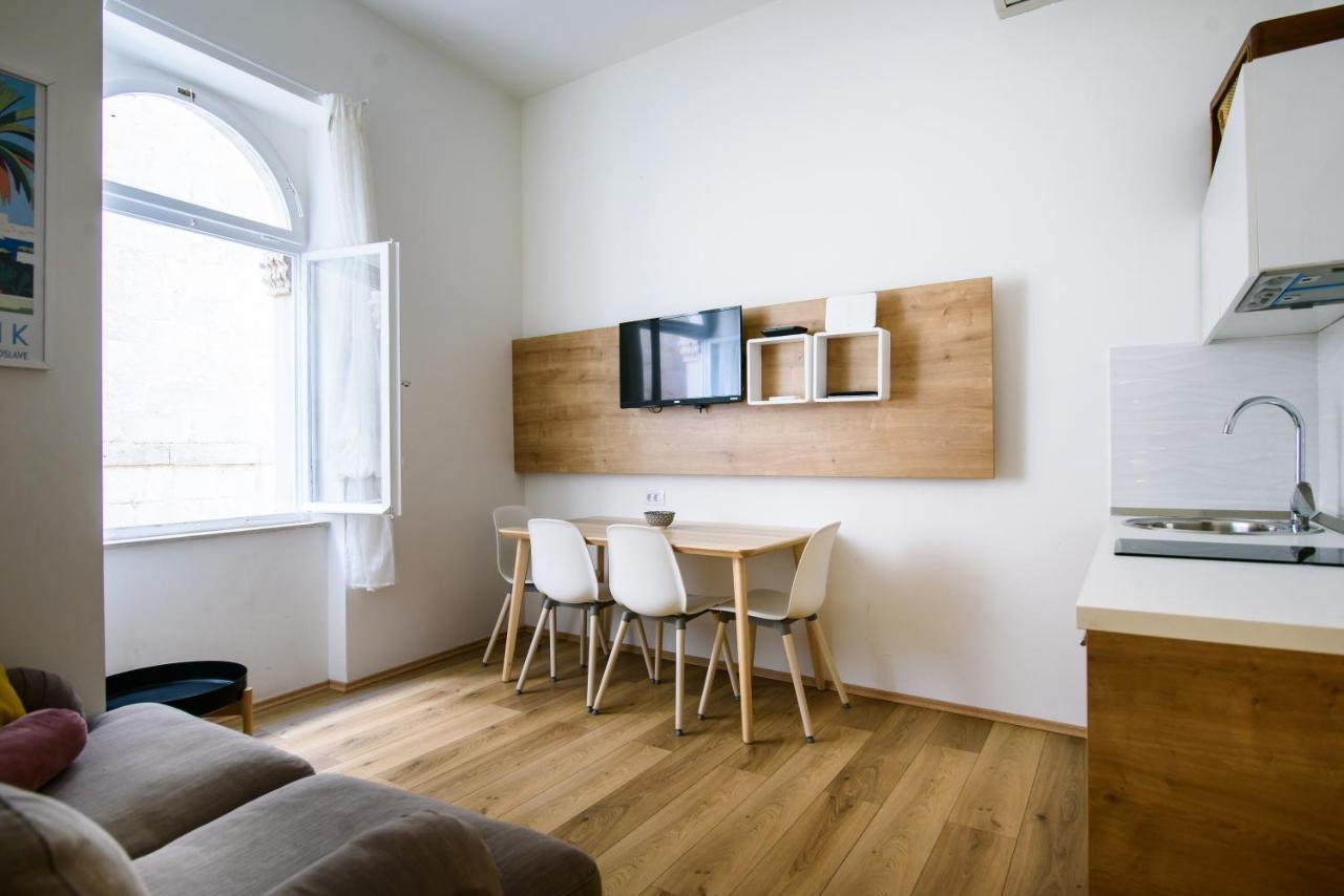 Street Buzz Old Town Apartment By Duhomes 두브로브니크 외부 사진