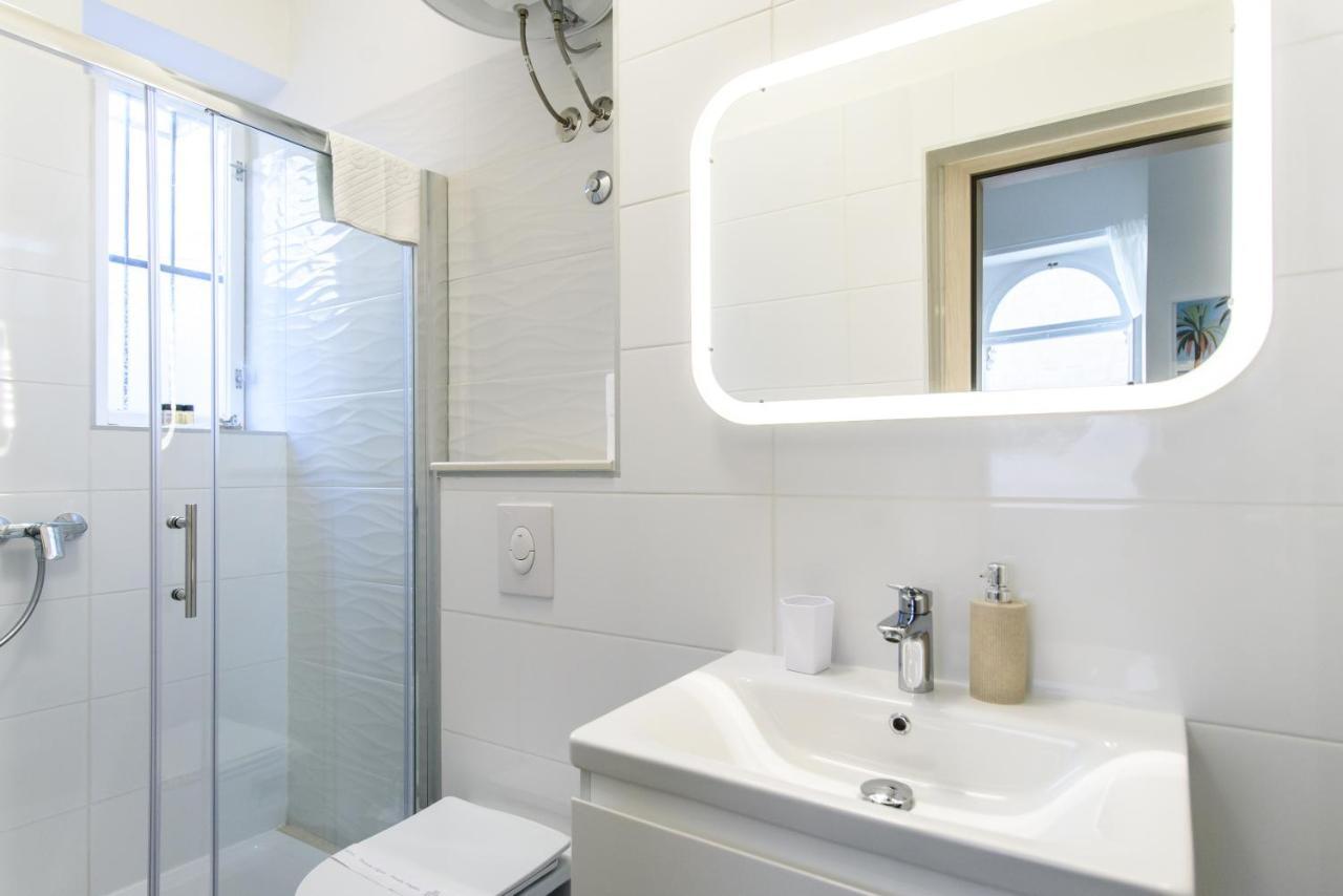 Street Buzz Old Town Apartment By Duhomes 두브로브니크 외부 사진