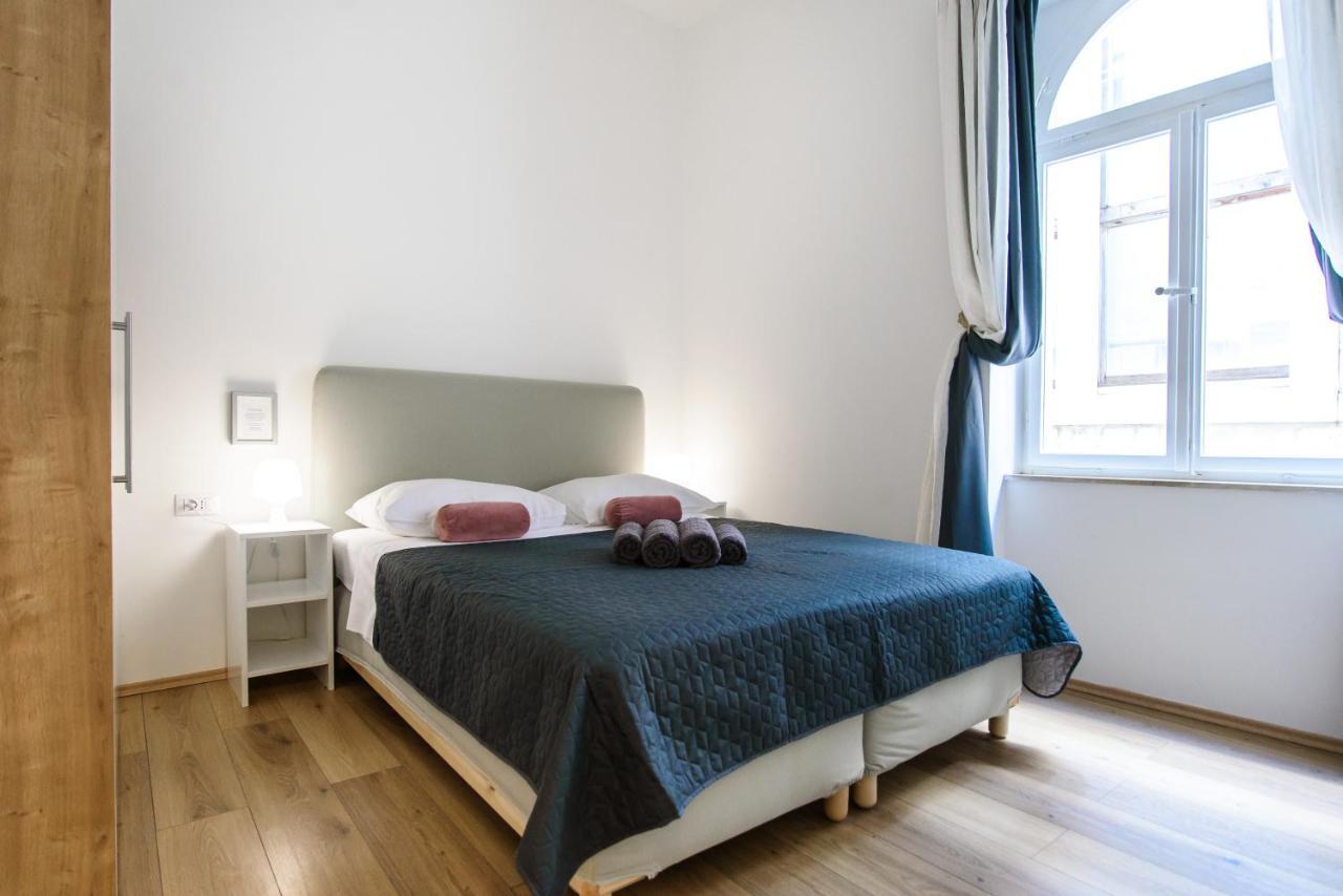 Street Buzz Old Town Apartment By Duhomes 두브로브니크 외부 사진